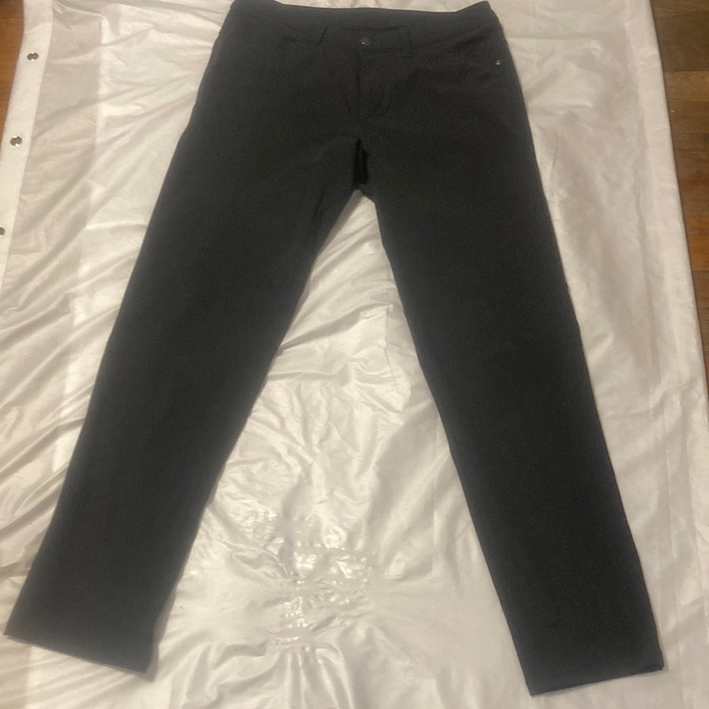Lululemon pants. MP 30-1